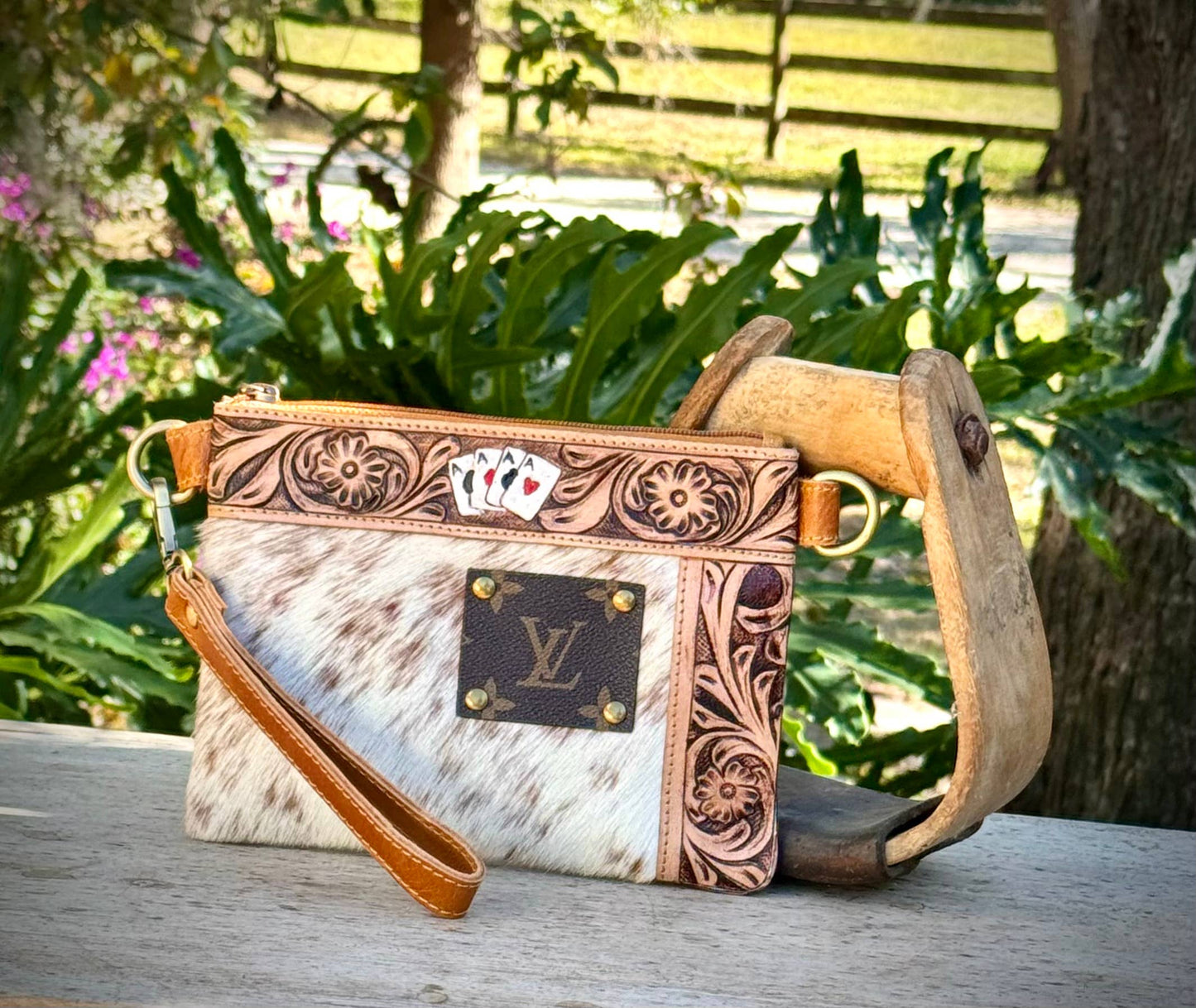 Rodeo Vegas Cowhide Leather Wristlet Crossbody Bag